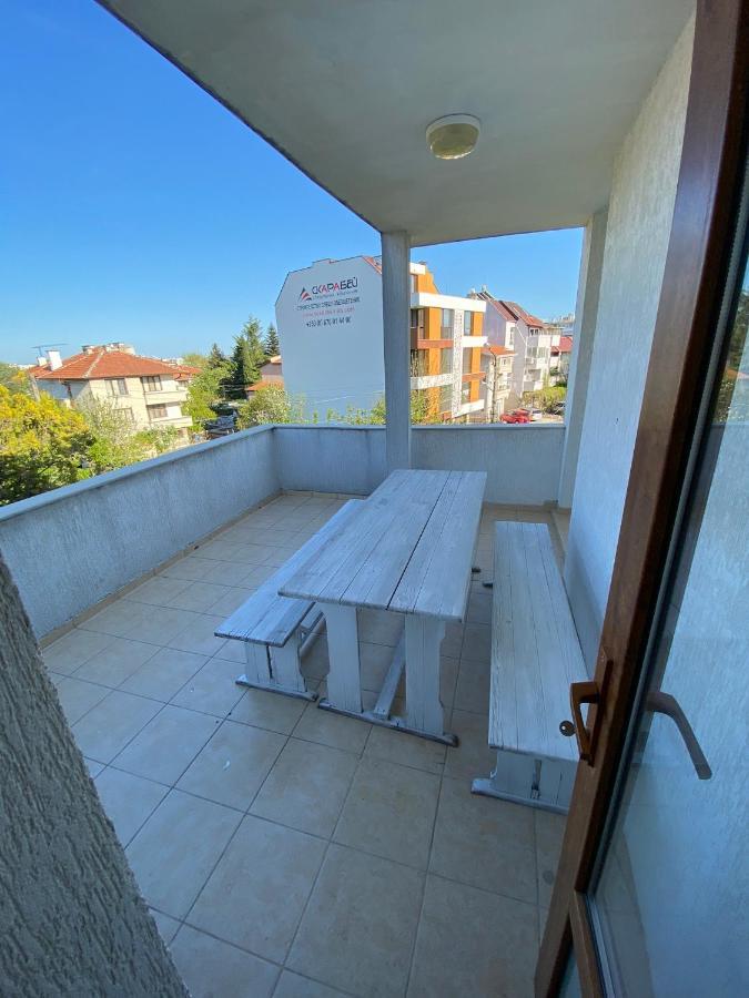 Апартамент "Вила Аква" Burgas Exterior photo